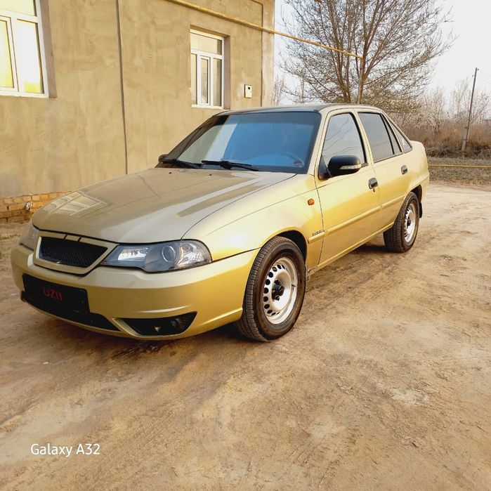 Nexia 2 dons 1.6  1000$ surtilgan