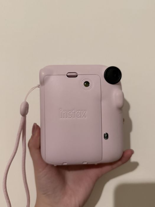 Новый Instax mini 12