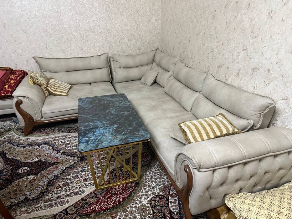 Гостинний мебель сотилади озгина ишлатилган