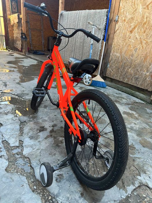 Bicicleta copii 7-10 ani