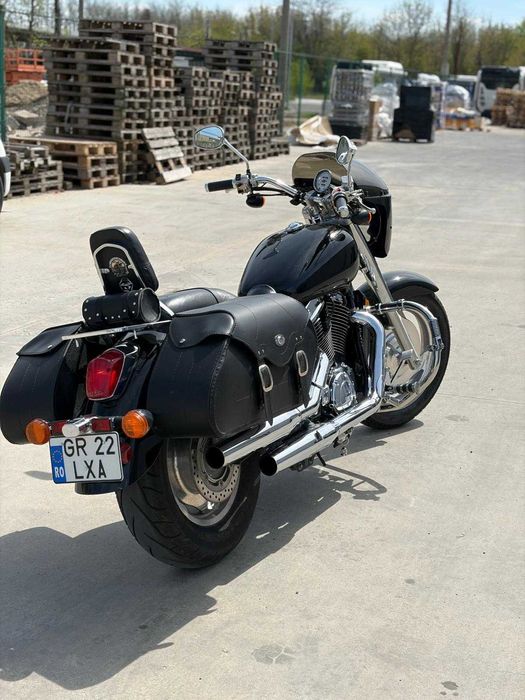Honda Shadow VT1100 C2 Sabre 2007