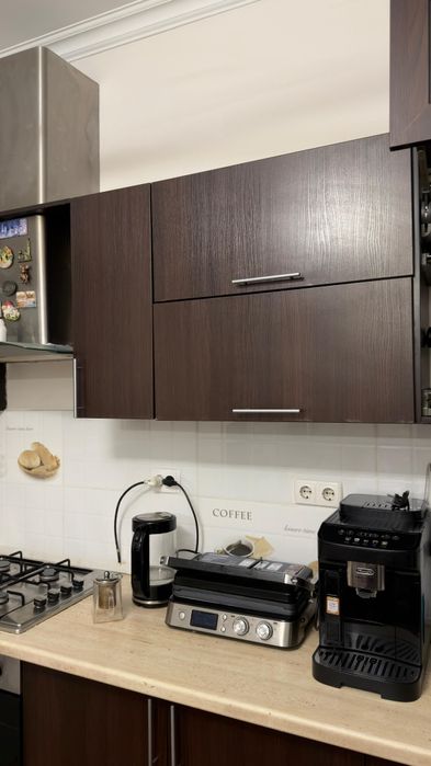 Продам срочно б/у кухонный гарнитуру