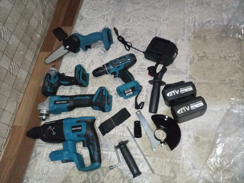 Продам новый набор инструментов