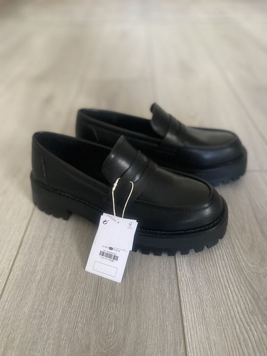 Дамски обувки Stradivarius