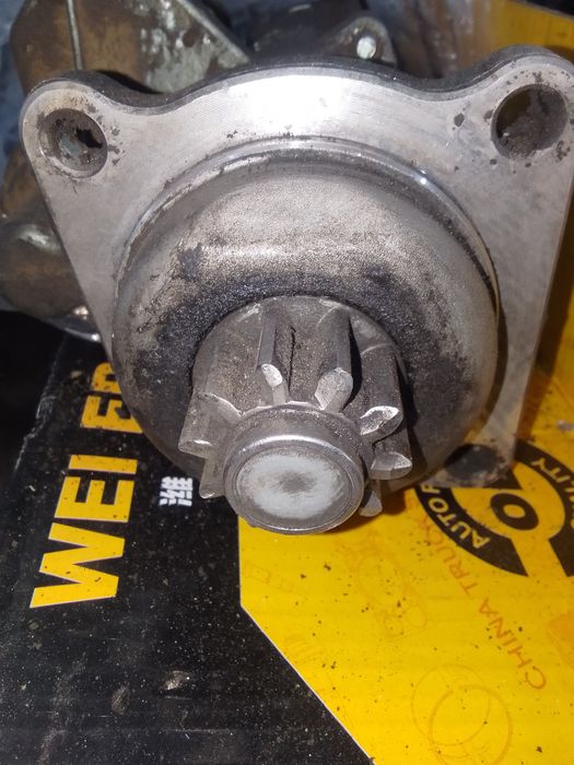 Хова статер sinotruk