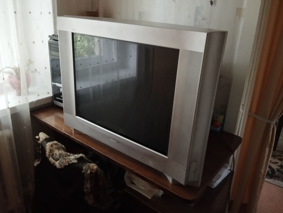 Продаю телевизор Sony