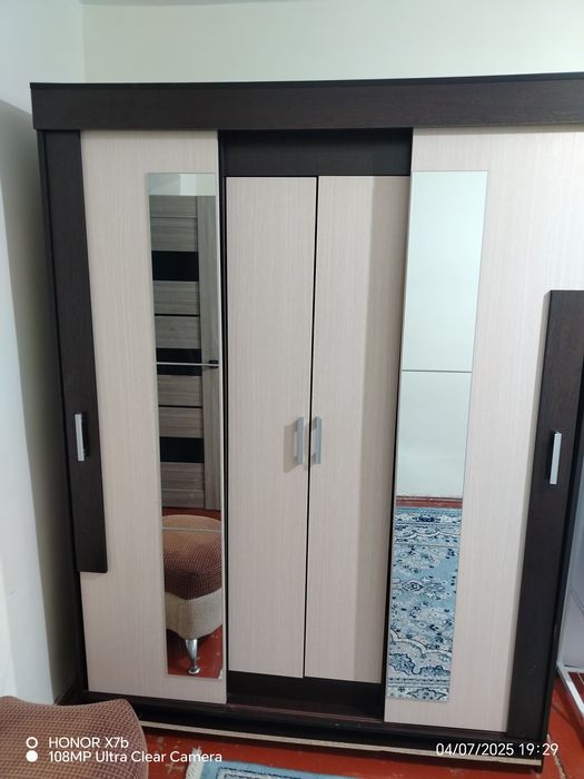 Шкаф сатылады. .