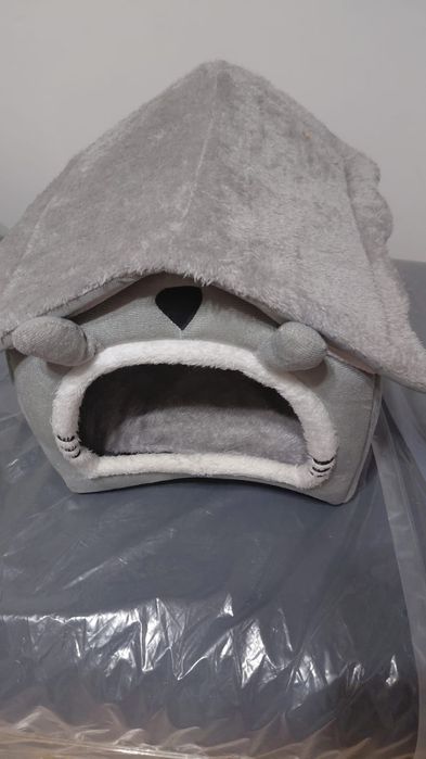 Кошачий домик. .