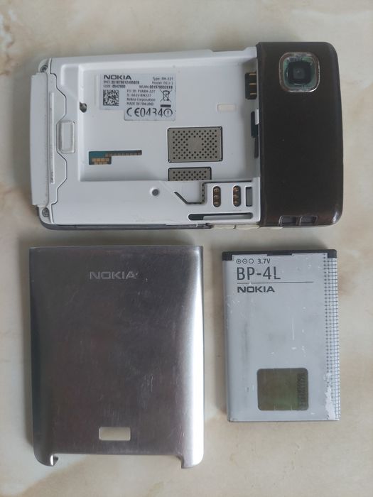 Vând Nokia E61i [perfect funcțional] [varianta cu Wi-Fi] //poze reale