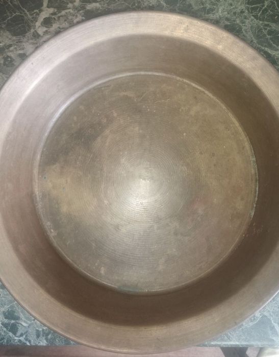 Продам тазик Латунь 5л.