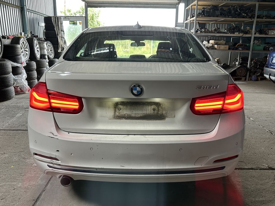 Elemente caroserie BMW f30 Usa  capota portbagaj bara oglinda Alb 300
