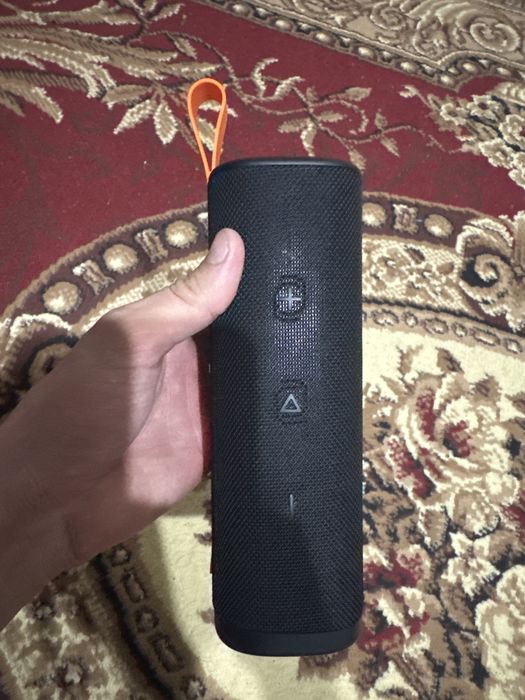 Xiaomi Sound Outdoor 30W 2 света есть
