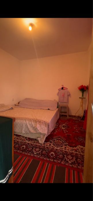 Абдурахмонов. 32. Мактаб кўчасида. Жойлашкан. 3.5 Сотих. 5. Та Хона.