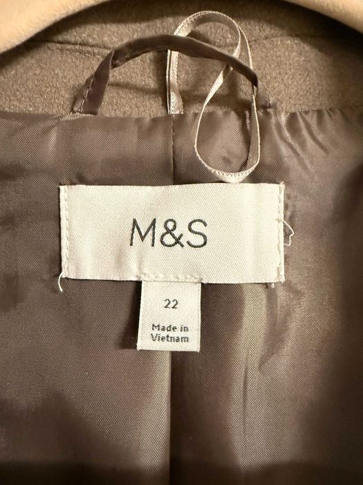 Дамско палто М&S размер 52