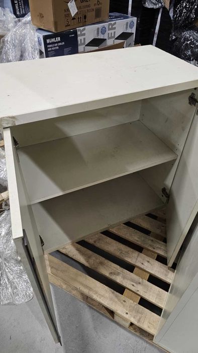 Шкаф, три размера - 80, 160 и 200 см височина