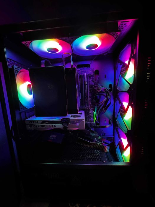 Гейминг/работен компютър – RTX 5060, Ryzen 5 5600X !