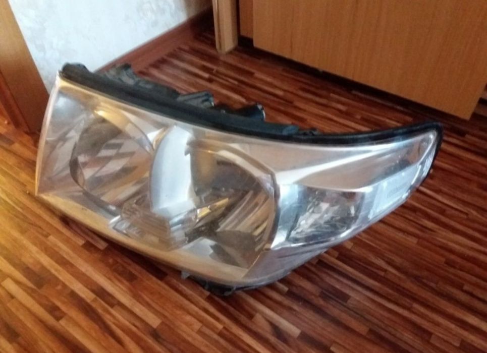 Фара Lend Cruiser
