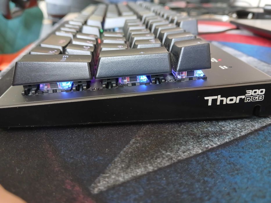 Genesis Thor 300 RGB