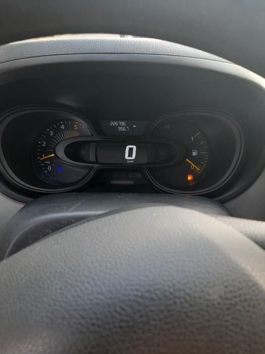 Vind Renault Trafic