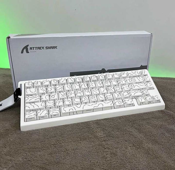 Tastatura cu Switch-uri Magnetice Attack Shark X68 HE