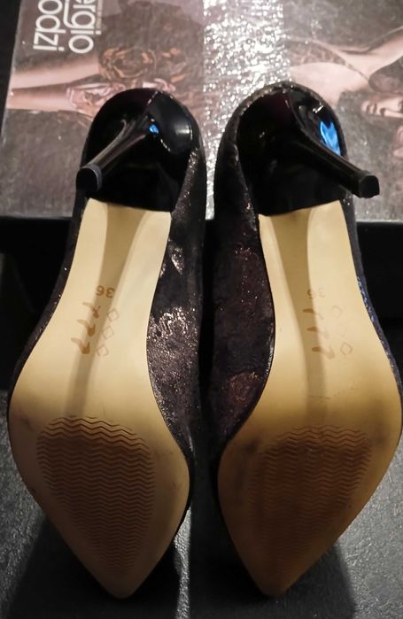 Разкошни нови обувки, 36 номер, висок ток