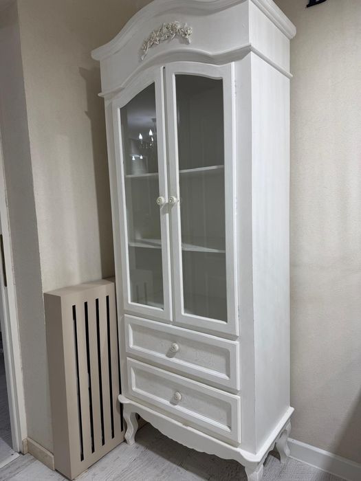 Se vinde dulap modern