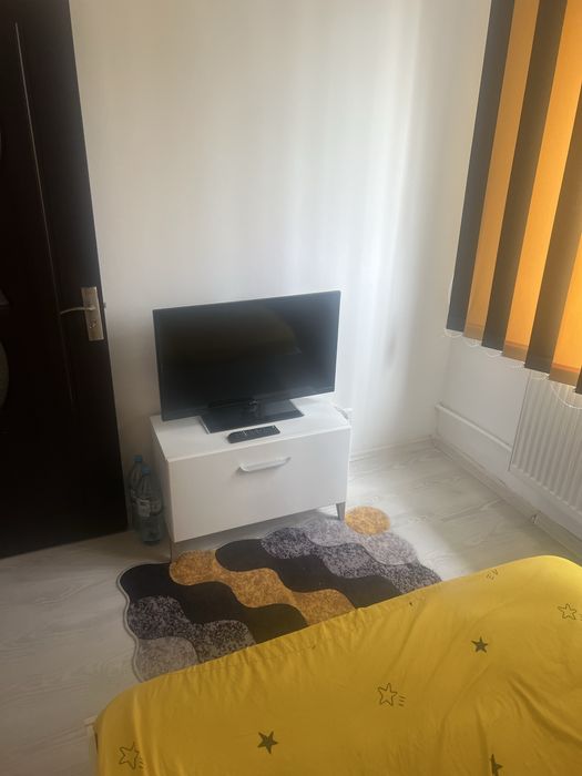 Inchiriez apartament 2 camere