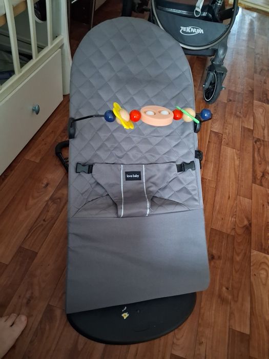 Детский шезлогн-качалка