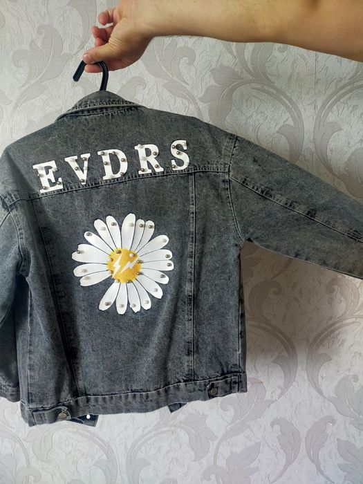 Джинсовки в почти новом состоянии