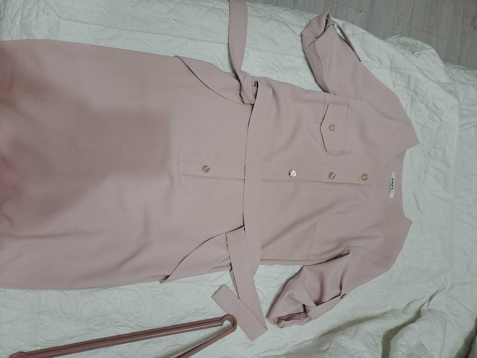 Платья по 2000 тенге