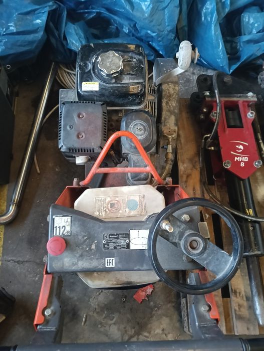 Mașină tăiat asfalt Husqvarna FS 400 LV