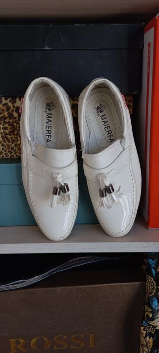 Детская обувь в отличном состояний