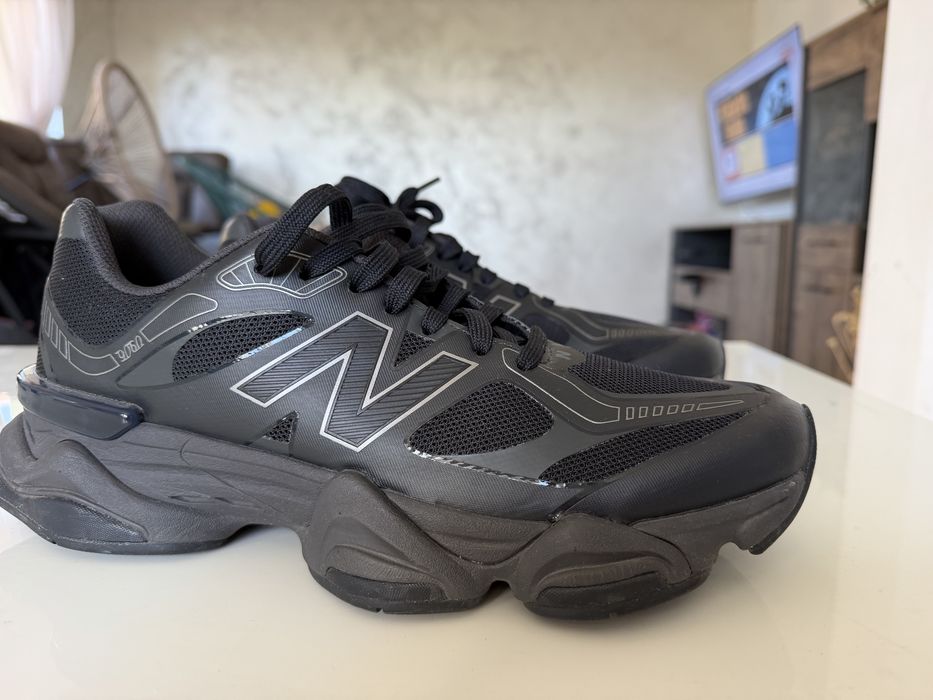 New Balance 9060