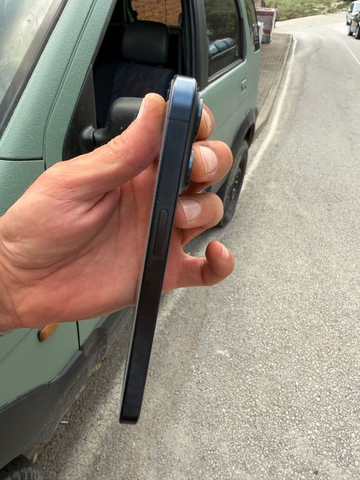 IPhone 15 pro 128 GB