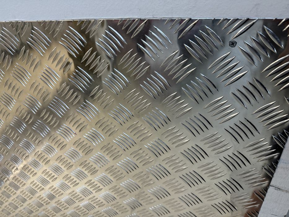 Tabla striata/ lisa aluminiu