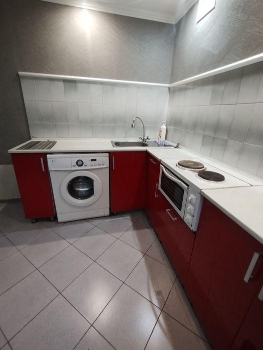 Продам квартиру Назарбаева 38
