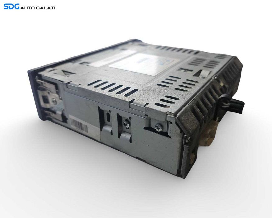 Unitate Radio CD Player Dacia Duster 2010 - 2018 Cod 281155052R [A0208]