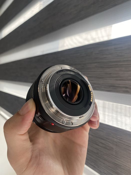 Canon EF 50mm продается срочно