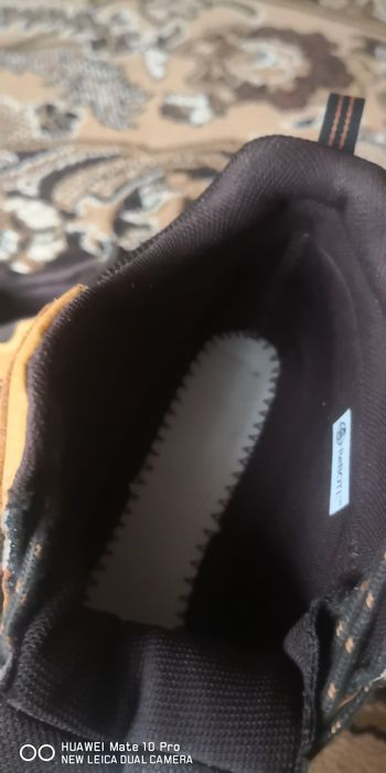 Ghete timberland noi, nu au fost purtați niciodată. Nr 39.