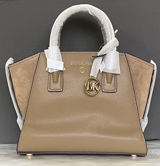 Кожаная сумка Michael Kors 70000