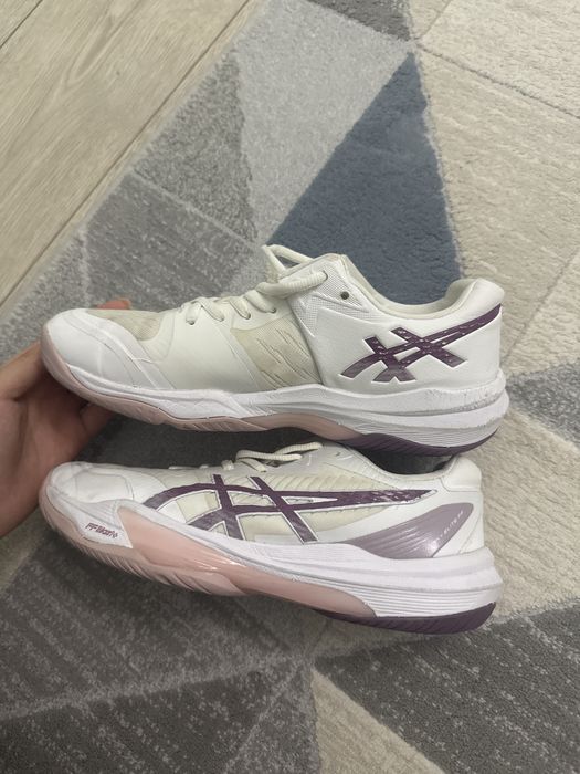 Asics спортивная обувь