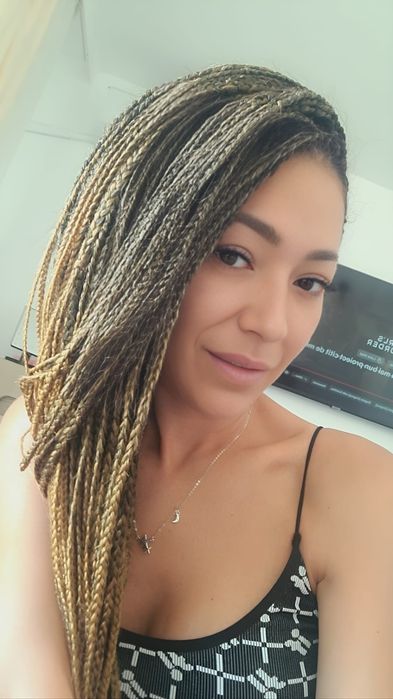Codițe afro, cornrows, extensii afro, microring, dreduri faux locs