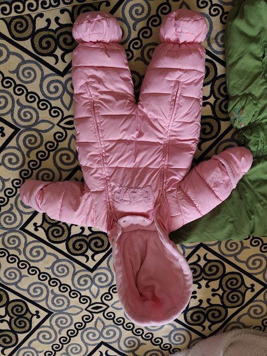 Продам комбинезон детская для девочек