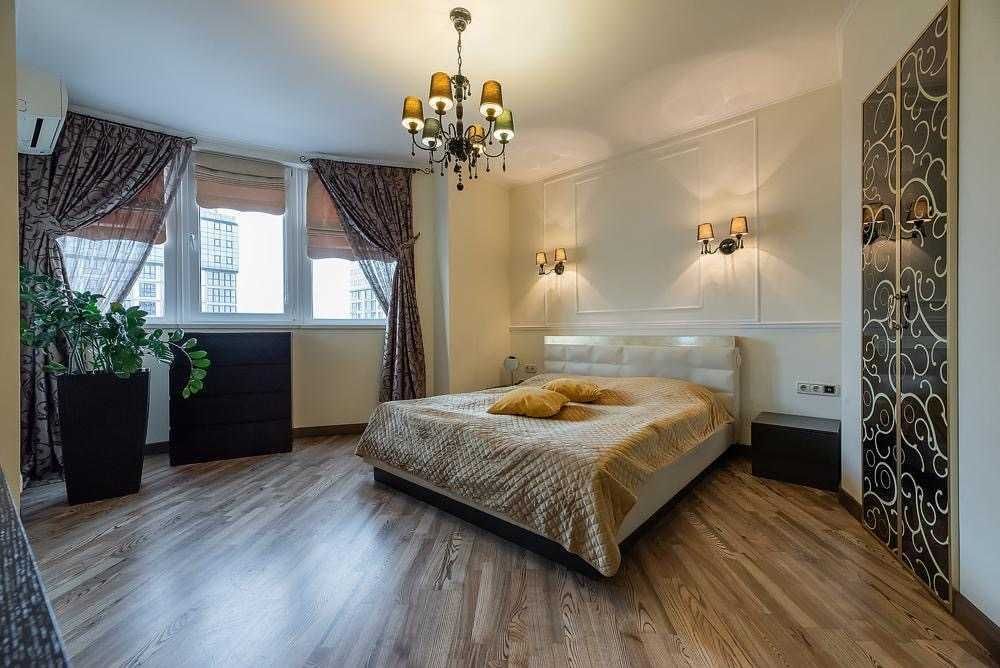 Дава се под наем Тристаен апартамент в София, Център - 95 кв.м за 561 € - Снимка #1