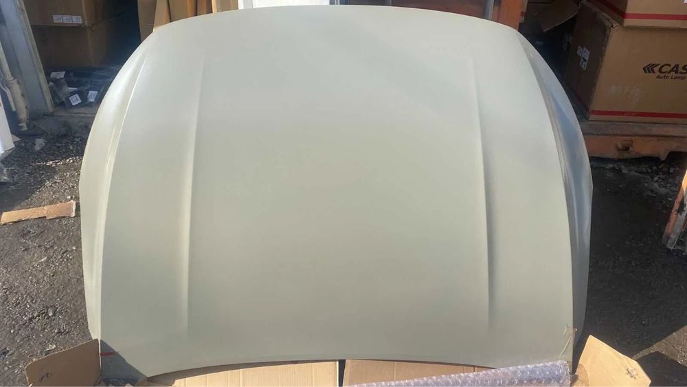 Geely Emgrand капот