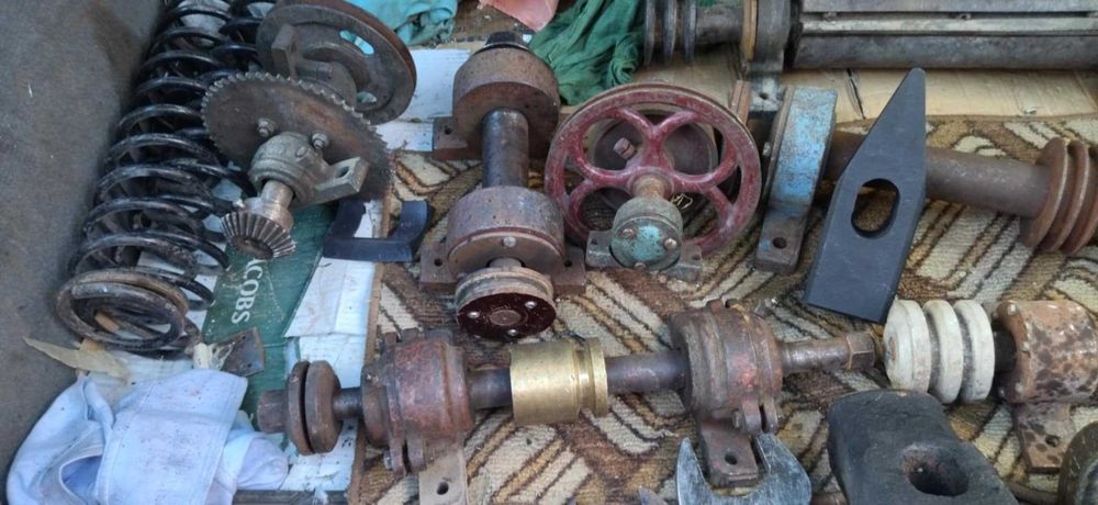 Продавам   тегличи