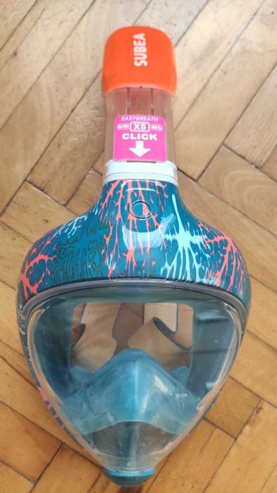 Продавам маска за шнорхелинг Subea Easybreath, размер XS + подарък