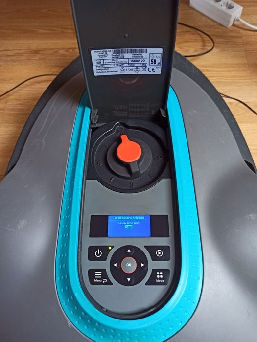 Robot tuns gazonul Gardena Sileno City 500 mp.