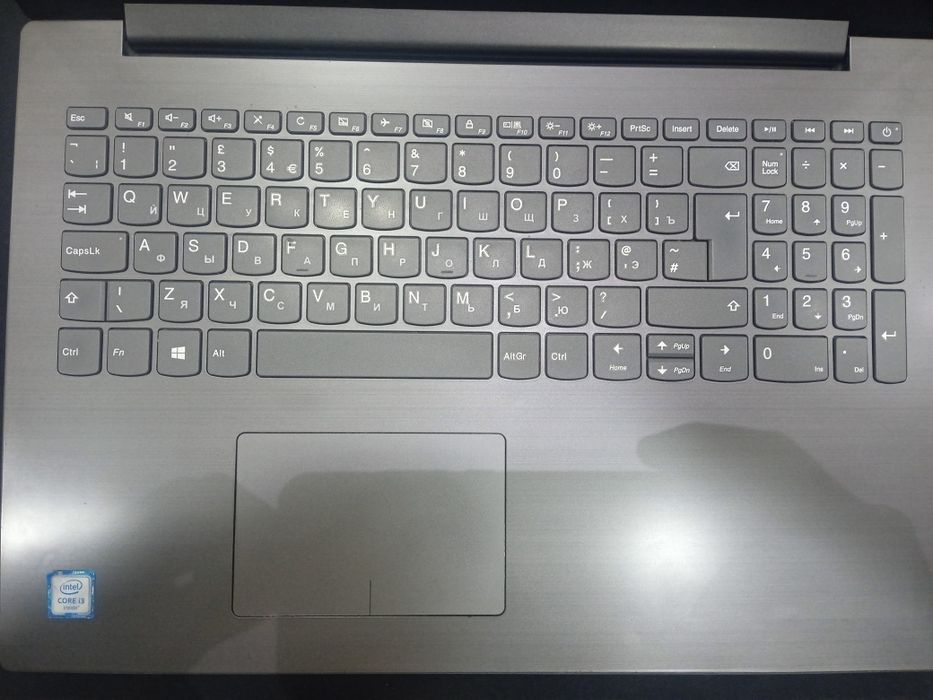 Lenovo i3 6006U.