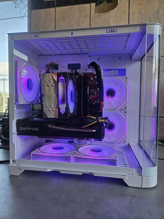 Unitate PC Gaming i7 9700K video 8GB RX 5700 16GB DDR4 M2